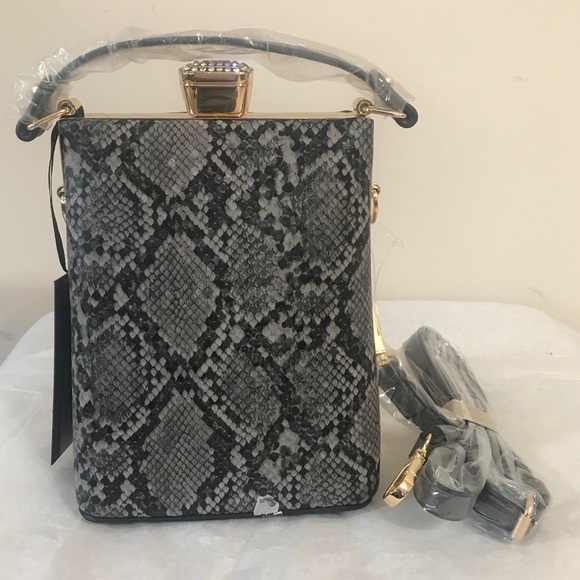 Handbag - Picture 1 of 2